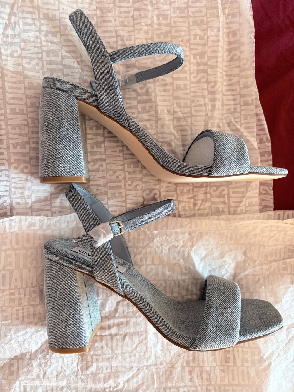 Steve Madden Light Blue Denim Block Heel Sandals size 8